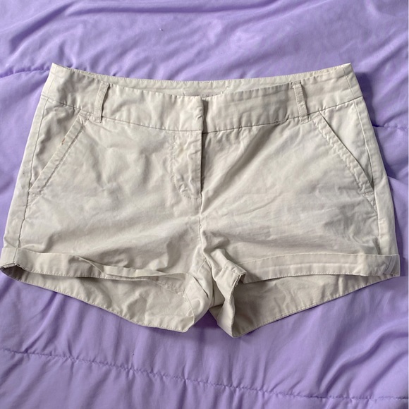 🤍KENAR🤍Beige khaki shorts with pockets . In good condition. Size 6. 💯cotton - Picture 6 of 10